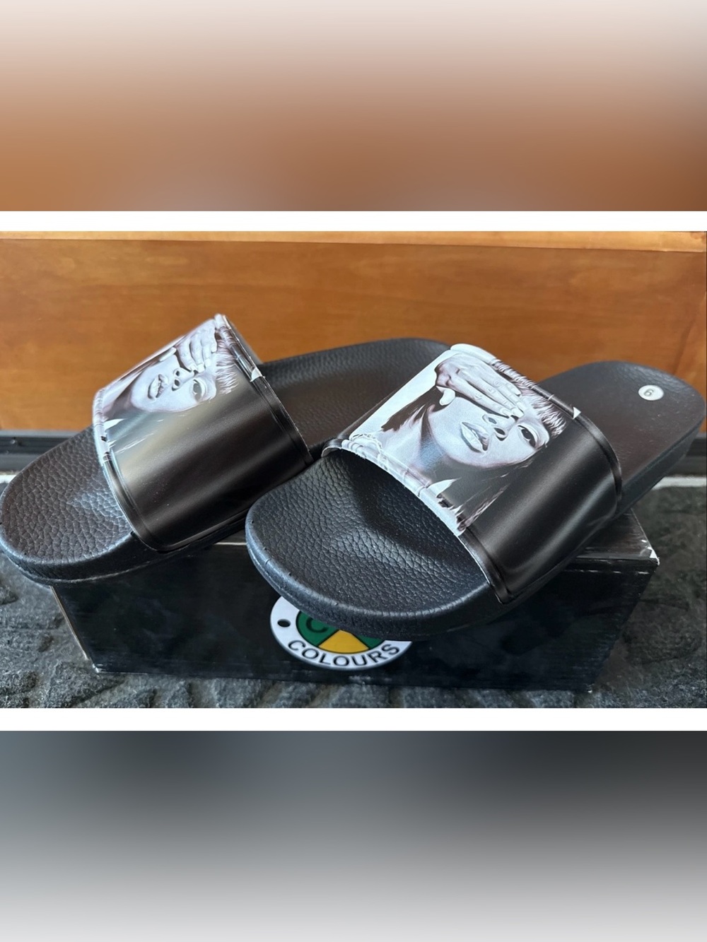 Cross Colours Left Eye Legacy Slides TLC Lisa Lopes Women’s Sz 9 FAST SHIPPING - Picture 2 of 6